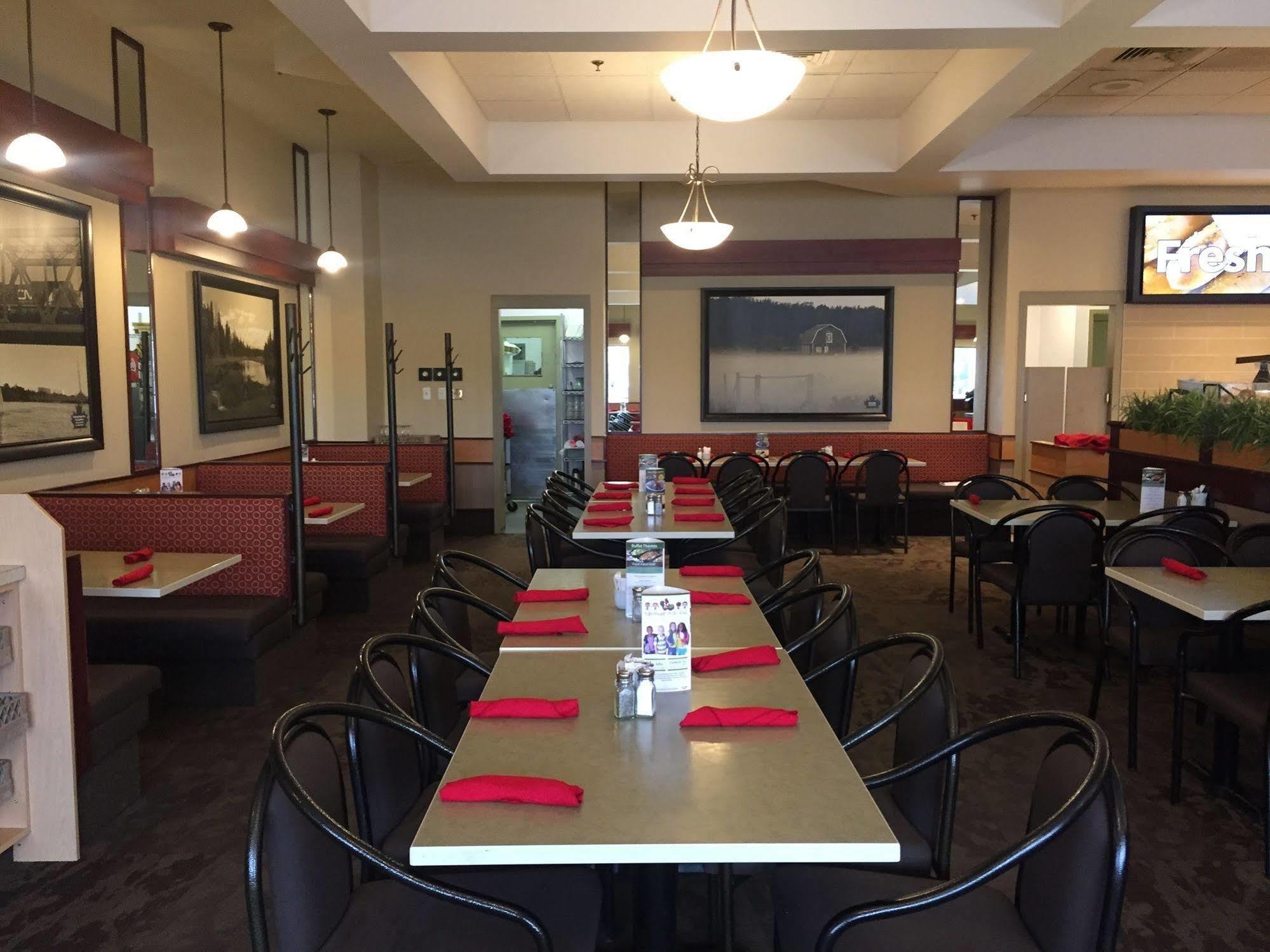 Canad Inns Destination Centre Transcona Vinnipeg Dış mekan fotoğraf